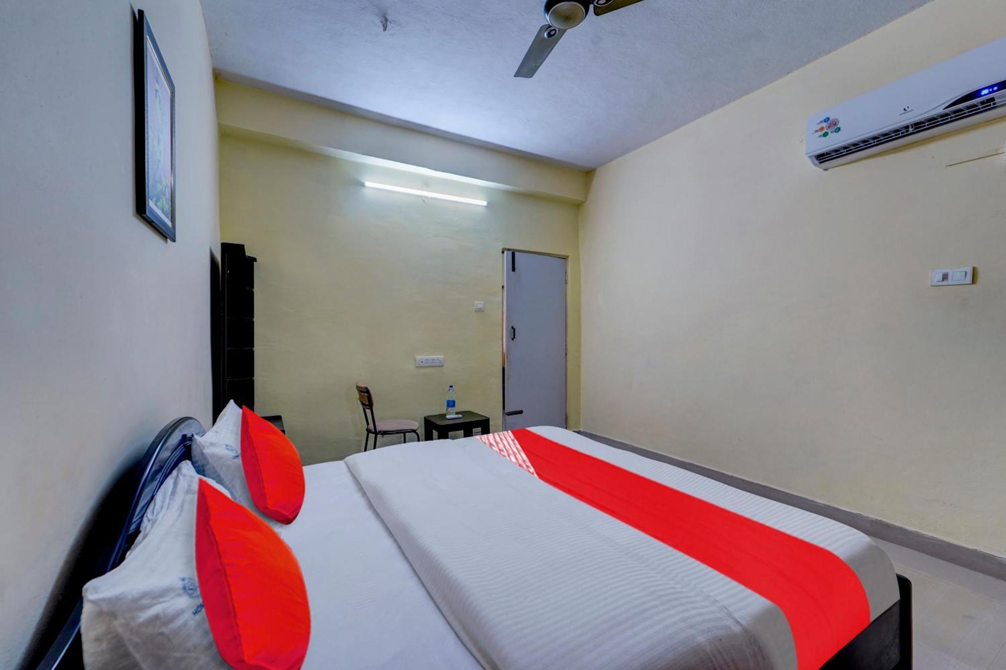 Hotel O Sree Nivas Homestay Тирупати Экстерьер фото
